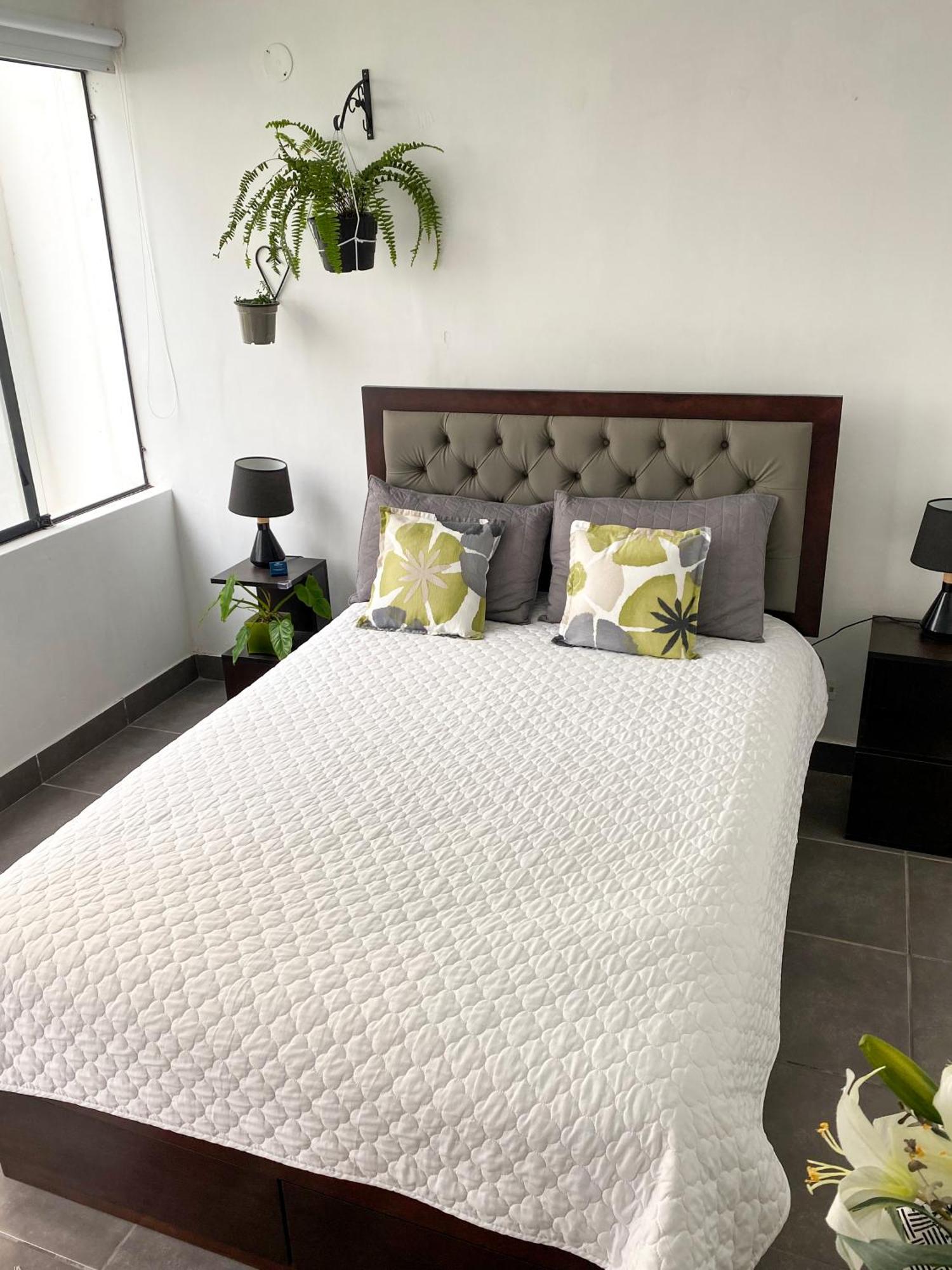 Homestay Hermosa Independiente Cerca A Miraflores *